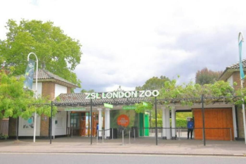 Functional Budget Stay With Wi-Fi And Laundry Facilities Near Tube Station Londen Buitenkant foto